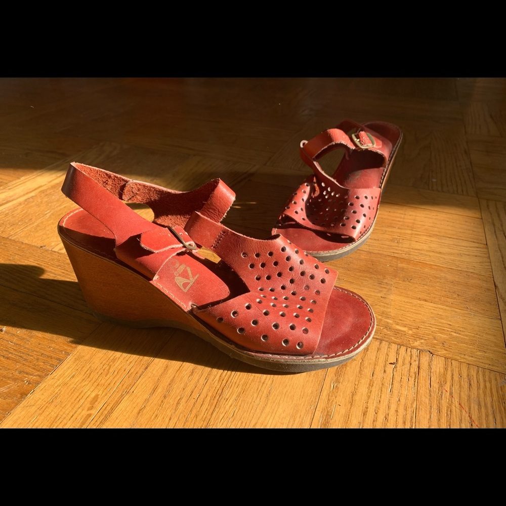 vintage wedge sandals